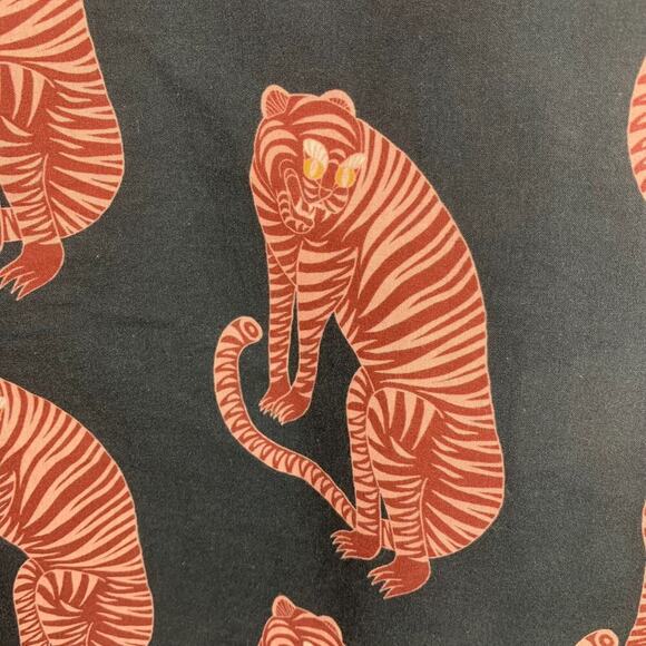 Desmond & Dempsey London Sz M Sansindo Navy Pink Tiger Pajama Pyjama Top Only - Picture 3 of 8